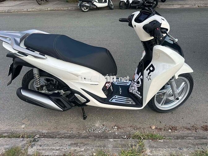 Honda SH 160i ABS T7/2026 Trắng đen siêu lướt