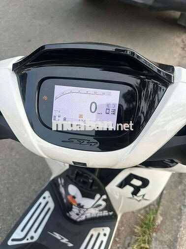 Honda SH 160i ABS T7/2026 Trắng đen siêu lướt