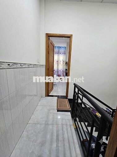 NHỈNH 4 TỶ NHÀ 2 TẦNG LÊ VĂN QUỚI 4X10M HẺM XE HƠI THÔNG