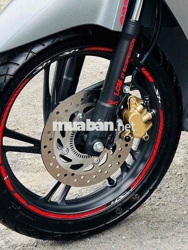 Honda SH 160i ABS 2026 Xám xi măng 146 km