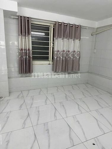 Cho thuê Mặt tiền kinh doanh Trưng Nữ Vương sát chợ Hóc Môn 7*15 4tầng