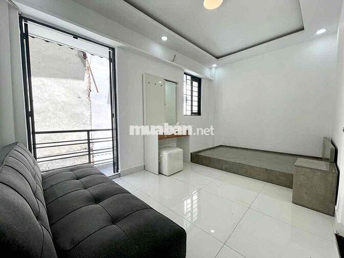 Sát mặt tiền Nguyễn Trãi . Q5 ( full nội thất ) 3Pn - nở hậu