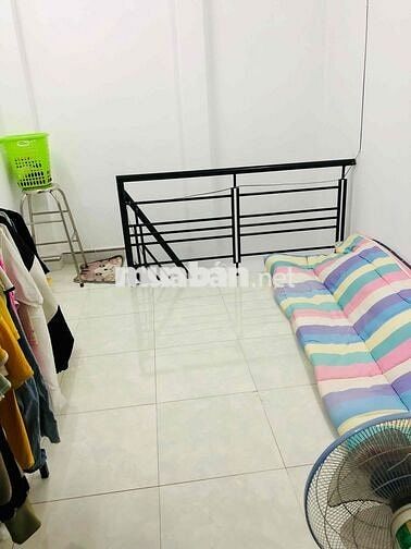 Bán Nhà Vi Bằng Sổ Chung 1 lầu có ban công Hóc Môn Xã Đông Thạnh