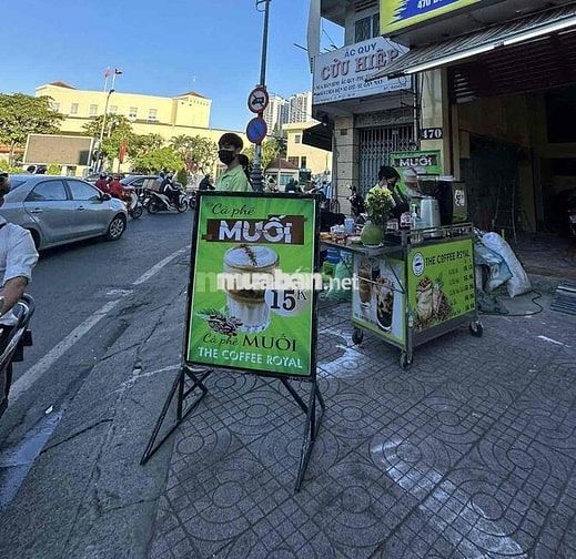 TUYỂN NỮ BÁN CÀ PHÊ TAKE AWAY