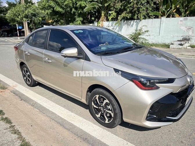 Toyota Vios E CVT 2024 Tự động Vàng cát
