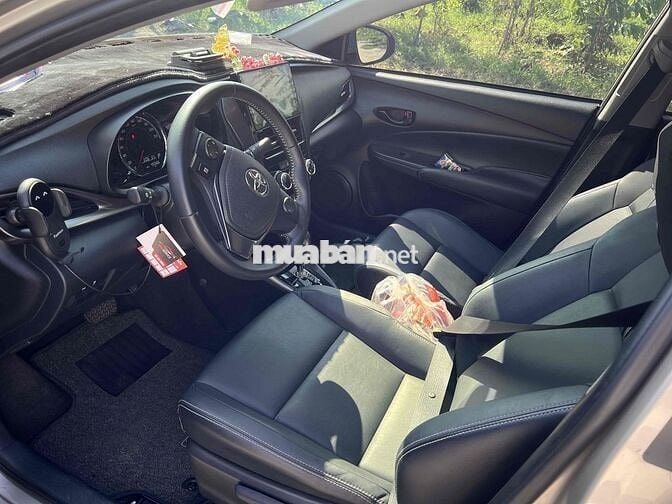 Toyota Vios E CVT 2024 Tự động Vàng cát