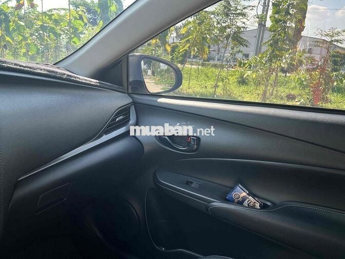 Toyota Vios E CVT 2024 Tự động Vàng cát