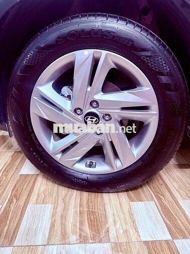 Bán Hyundai Creta T10/2025 Trắng New 99%
