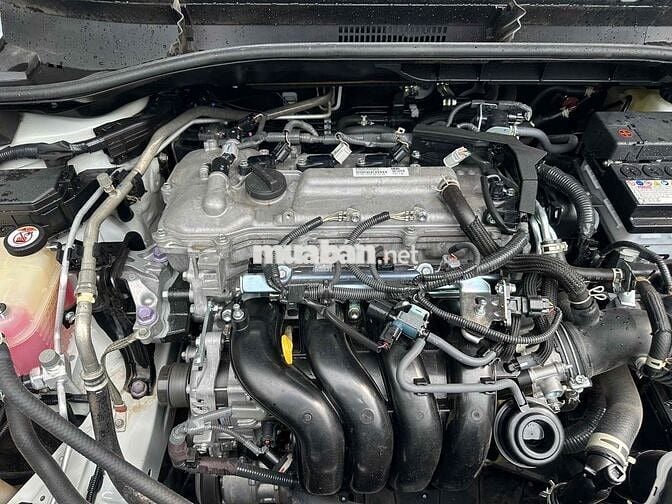 Toyota Corolls Cross 2024 1.8V Trắng 20000Km Zin