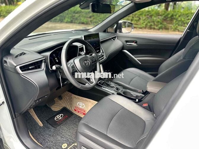 Toyota Corolls Cross 2024 1.8V Trắng 20000Km Zin
