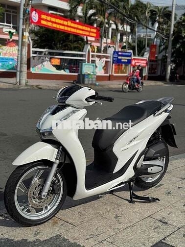 SH 150 ABS 2022 Trắng 10.000 km Bstp Chính Chủ
