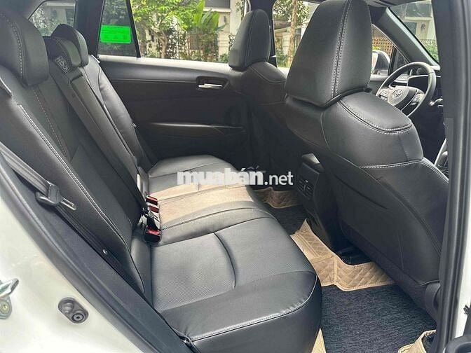Toyota Corolls Cross 2024 1.8V Trắng 20000Km Zin