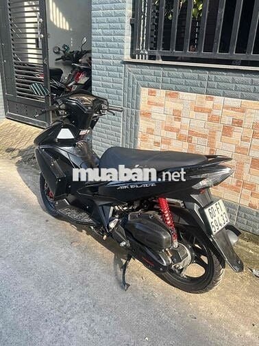Honda Air Blade Đen Xăng