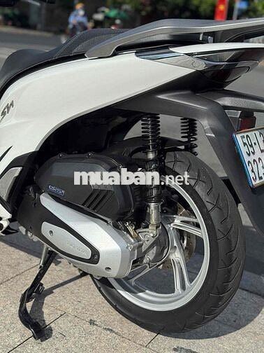 SH 150 ABS 2022 Trắng 10.000 km Bstp Chính Chủ