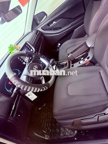 Bán Hyundai Creta T10/2025 Trắng New 99%