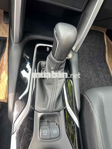 Toyota Corolls Cross 2024 1.8V Trắng 20000Km Zin