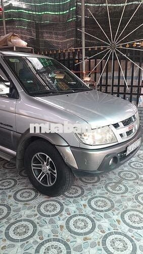 Isuzu Hi-Lander 7 chỗ Bạc