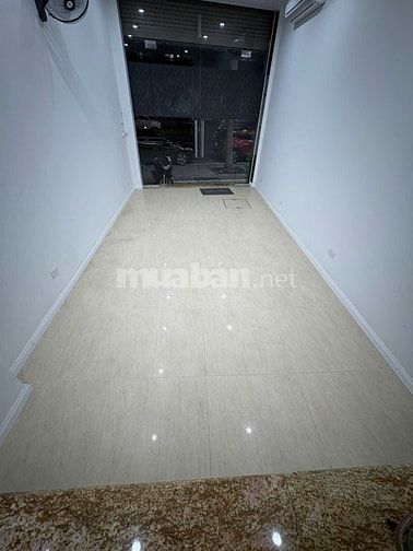 CHO THUÊ TẦNG 1 - DT 30 M2, MẶT TIỀN 4M, MẶT PHỐ XÃ ĐÀN