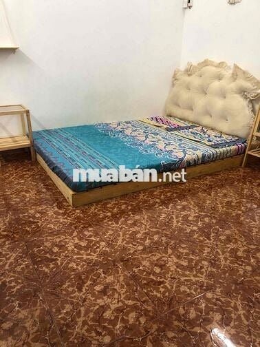 Phòng ban công rộng, tách bếp ngoài phòng tại 143/76 Gò Dầu