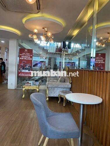 ​🔥 MẶT TIỀN 10M KHU VỰC GIÁP QUẬN 1 – GIÁ CỰC TỐT 110TR/THÁNG 🔥