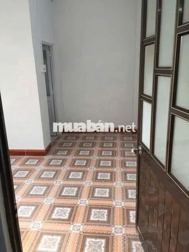 nhà 2pn 2wc phan văn hớn gần trường chinh trước nhà 5m 
