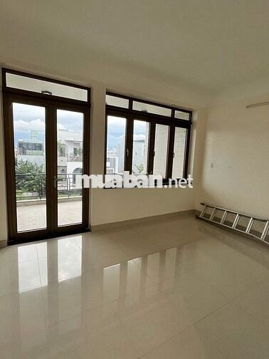 Cho thuê nhà 3 tầng full nội thất gần Minh Mạng, 4PN, 20 triệu