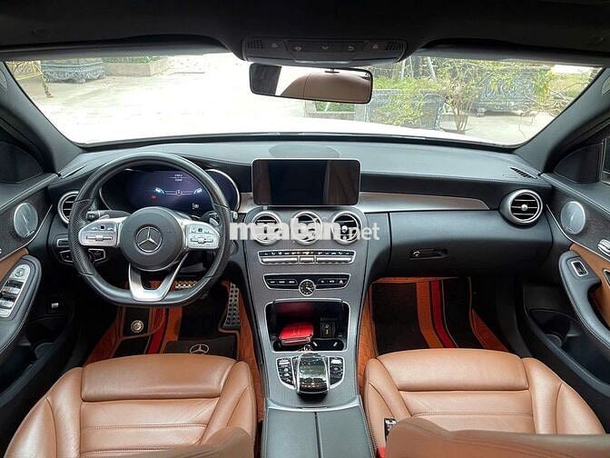 Chính chủ bán C300 AMG sản xuất 2019