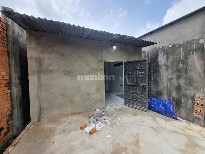 Nhà đẹp đường nhựa ngay KCN Phước Đông. 1,1 tỷ 