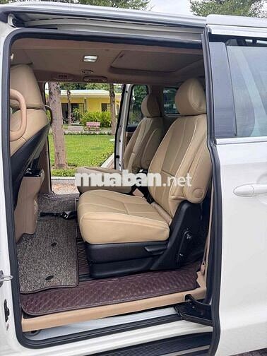 Kia Sedona 2018 Dầu 7 chỗ Trắng