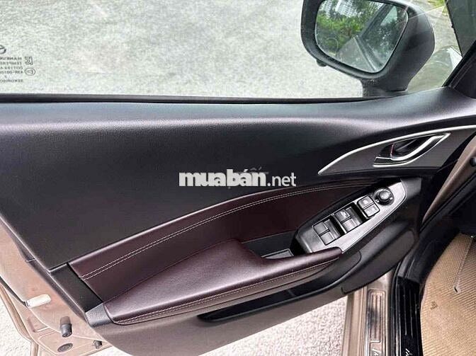 Mazda Mazda 3 2018 Vàng cát