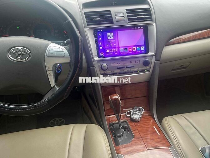 Toyota Camry 2.4G số tự động màu Đen