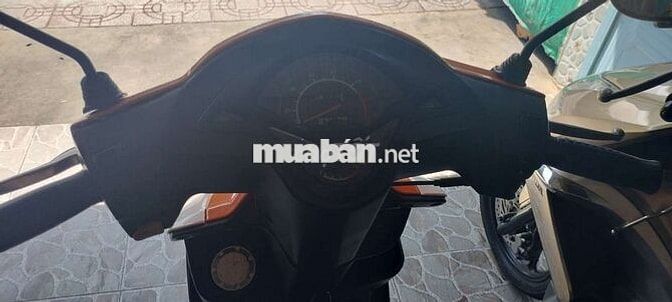 Kymco Candy 50cc Cam trắng