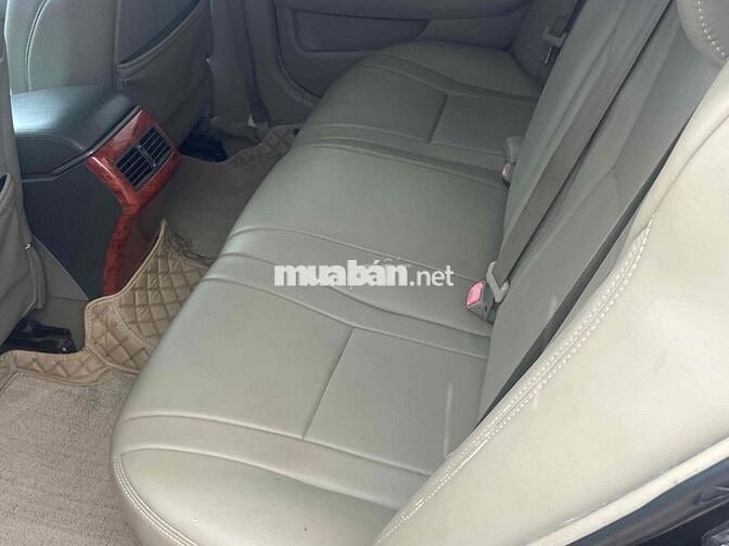 Toyota Camry 2.4G số tự động màu Đen