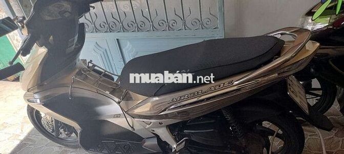 Honda Air Blade 2011 Vàng đồng Tự động