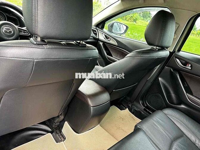 Mazda Mazda 3 2018 Vàng cát