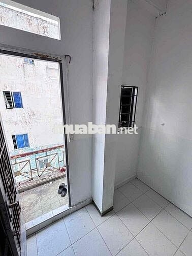 Phòng Trọ Có Gác - Ngã 5 chuồng chó