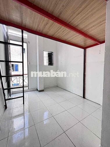Phòng Trọ Có Gác - Ngã 5 chuồng chó