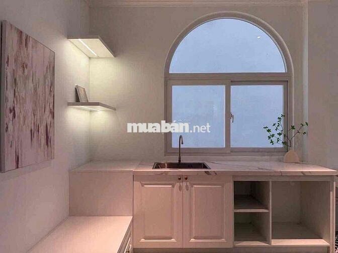 CHO THUÊ CĂN HỘ CAO CẤP NGAY HAI BÀ TRƯNG QUẬN 1 MỚI TOANH 100% GIÁ RẺ