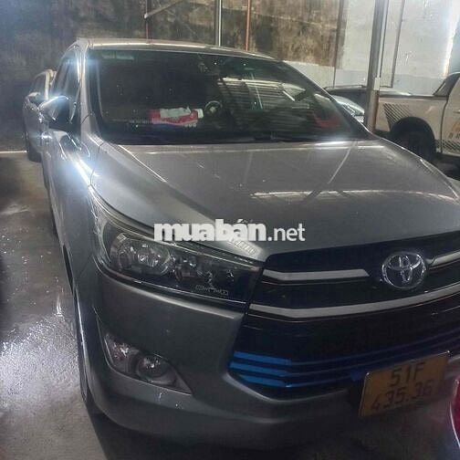 Toyota Innova 2016 Bạc 8 chỗ