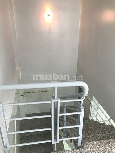 Bán đất tặng nhà hẻm xe hơi 6m