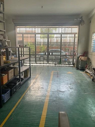 Bán đất tặng nhà hẻm xe hơi 6m