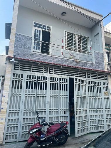 Bán đất tặng nhà hẻm xe hơi 6m