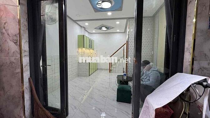 Nhà 2TY350 Nguyễn Văn Luông Quận 6, 2 PN, 2 WC, sổ riêng