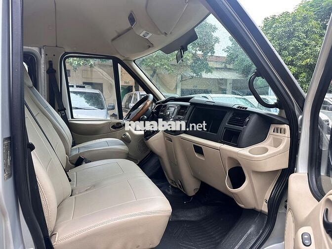 Ford Transit 2017 16 chỗ Bạc