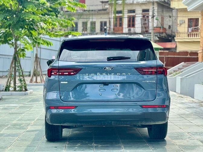 Territory Titanium 2026 Form mới siêu lướt 3000km giá 779tr