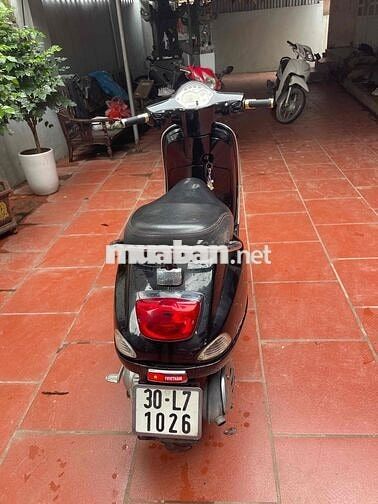Piaggio Vespa LX 125 Đen đã qua sử dụng