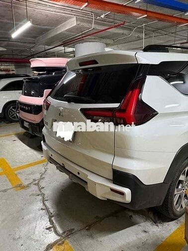 Mitsubishi Xpander Cross 2023 Trắng 15000km