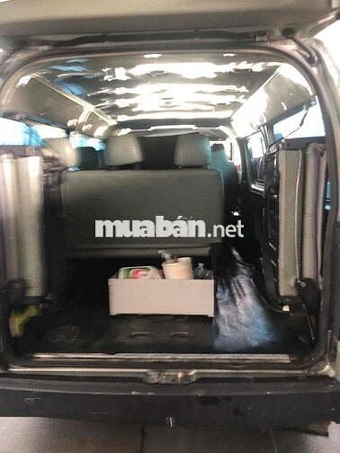 Toyota Hiace 2011 3,5,6,9 chỗ Bạc