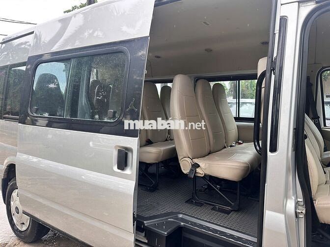 Ford Transit 2017 16 chỗ Bạc