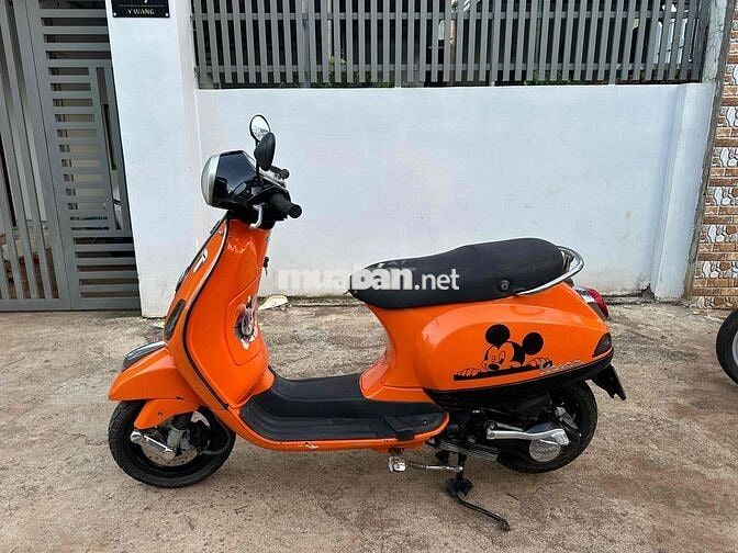 Piaggio Vespa Cam